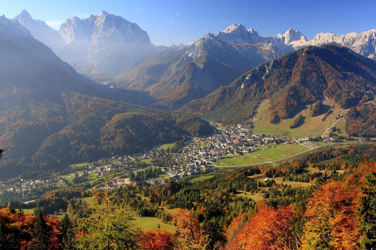 Kronau Chalet Resort Kranjska Gora Eksteriør bilde